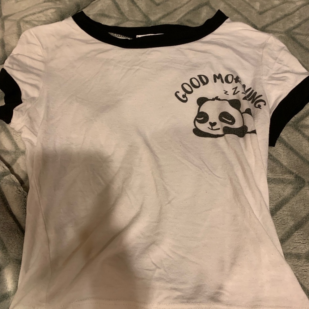 Cropped tee